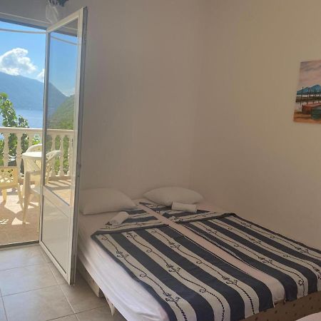 L & D Panorama Apartmani 리산 외부 사진