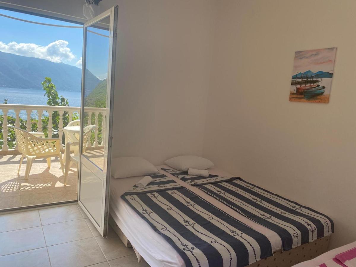 L & D Panorama Apartmani 리산 외부 사진